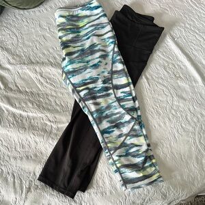 Bundle of 2: Athleta Ultimate Stash II capri & Zella multi-color legging